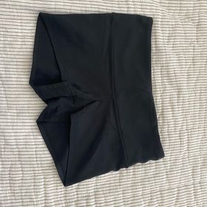 Never worn lululemon wunder high waisted 4” shorts